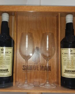 ESTUCHE DE MADERA DE VINOS ÚNICOS SANDEMAN